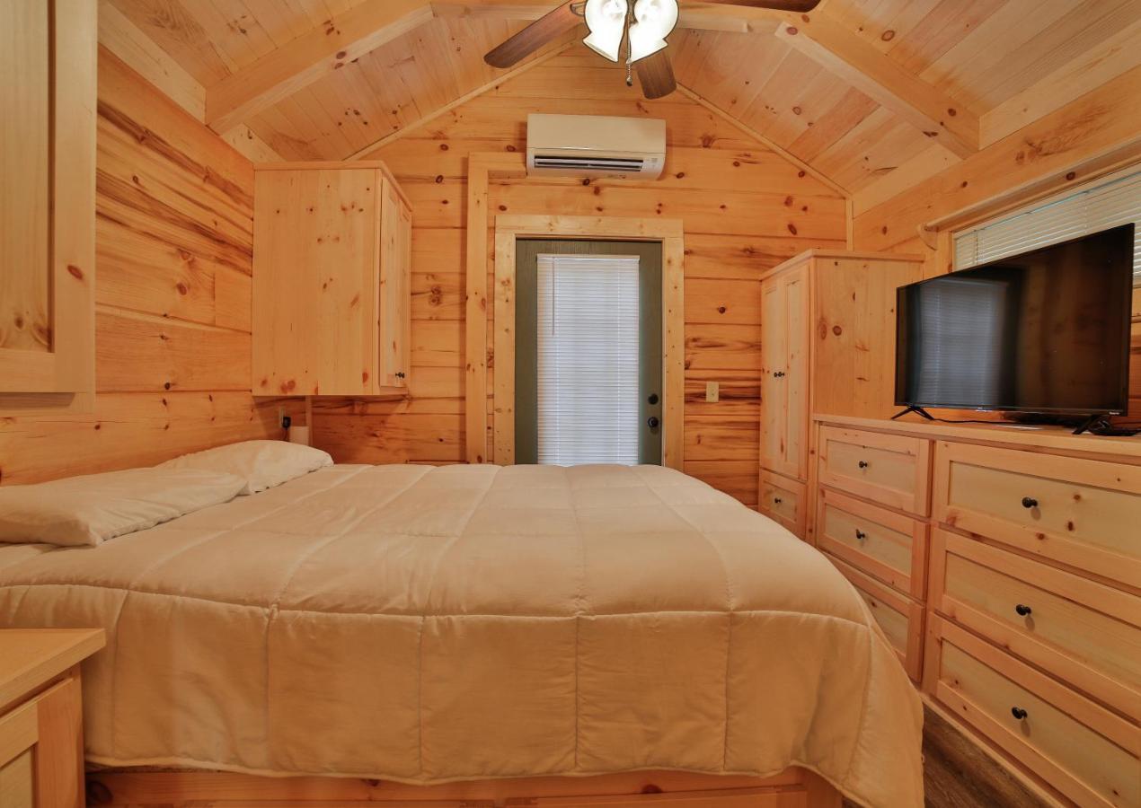 Bryce Cabin Lookout Mtn Tiny Home W Swim Spa Chattanooga Exterior photo