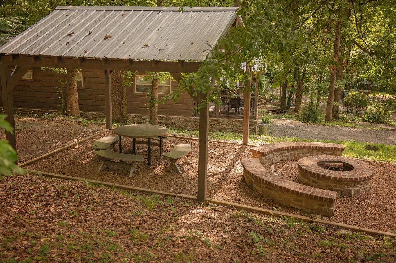Bryce Cabin Lookout Mtn Tiny Home W Swim Spa Chattanooga Exterior photo