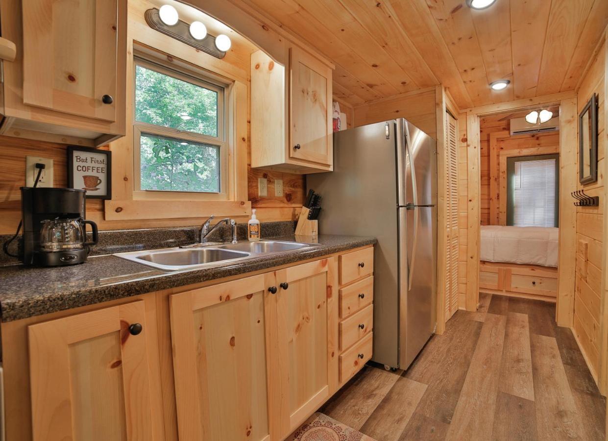 Bryce Cabin Lookout Mtn Tiny Home W Swim Spa Chattanooga Exterior photo