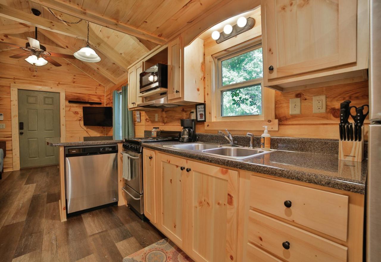 Bryce Cabin Lookout Mtn Tiny Home W Swim Spa Chattanooga Exterior photo